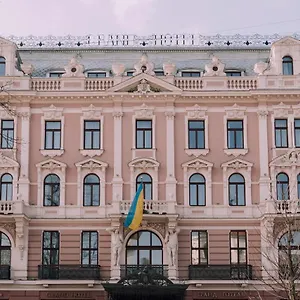 Grand Casino & לבוב